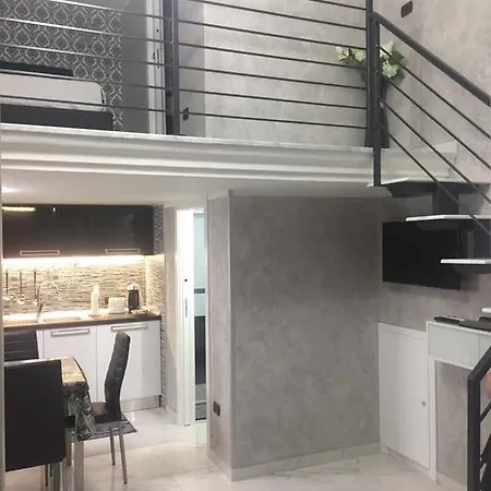 Holiday home Sannazzaro 70 Naples
