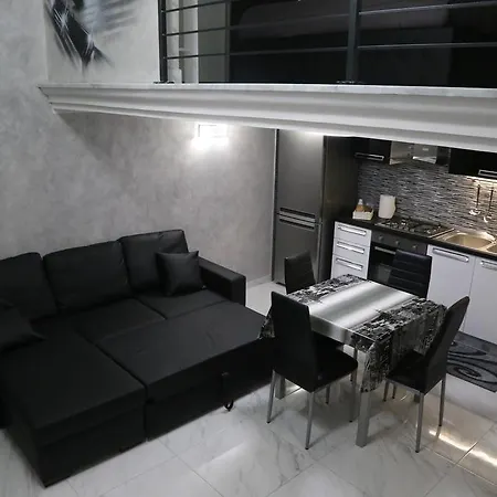 Holiday home Sannazzaro 70 *