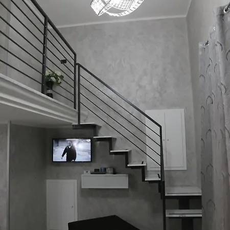Sannazzaro 70